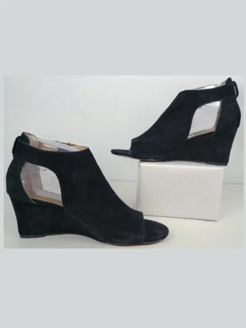 Adrienne Vittadini Women 8.5M Black Fine Leather‎ Suede Ankle Wedge Heel Sandals